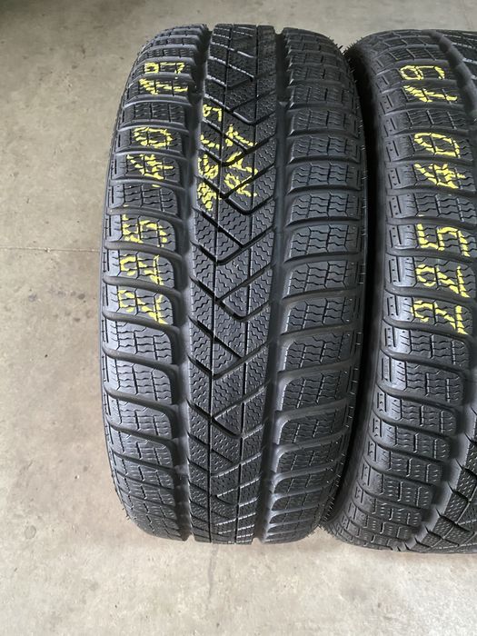Anvelope iarna 225/40/19 Pirelli Sottozero 3 RFT 225 40 19 R19