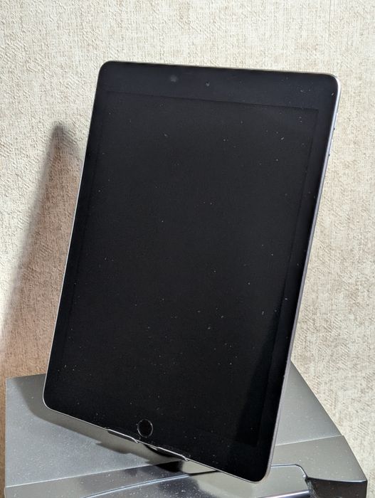 Apple iPad 6, 128гб
