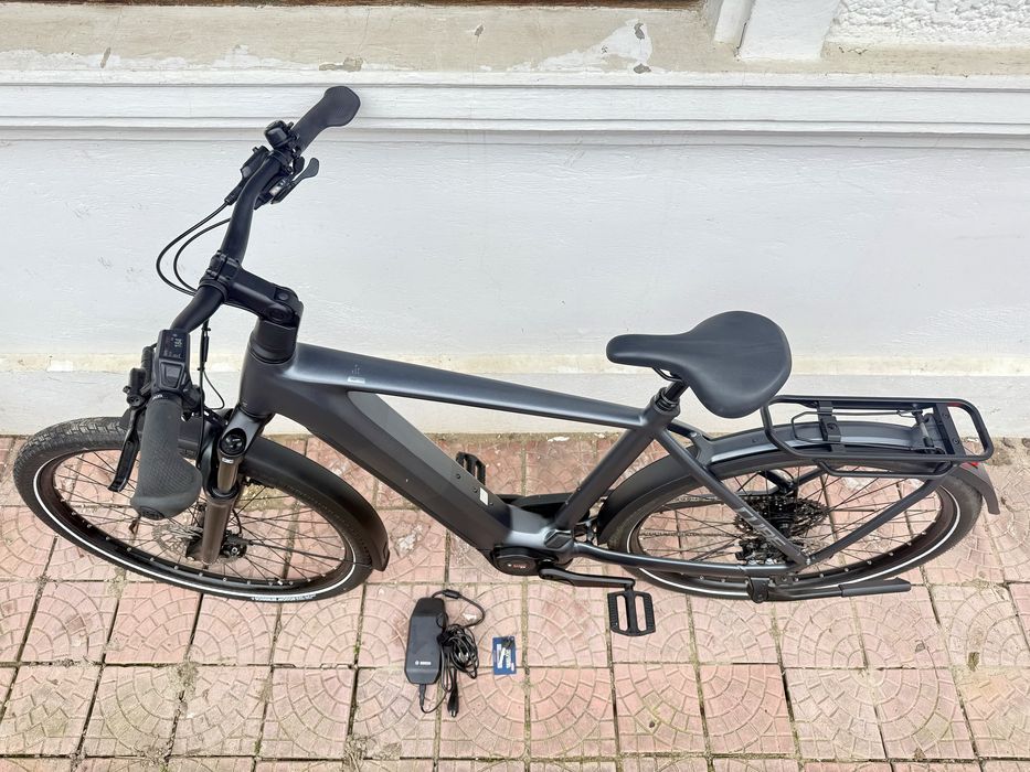 Bicicleta electrica Cube kathmandu One  L Bosch CX 100NM bat800 185km