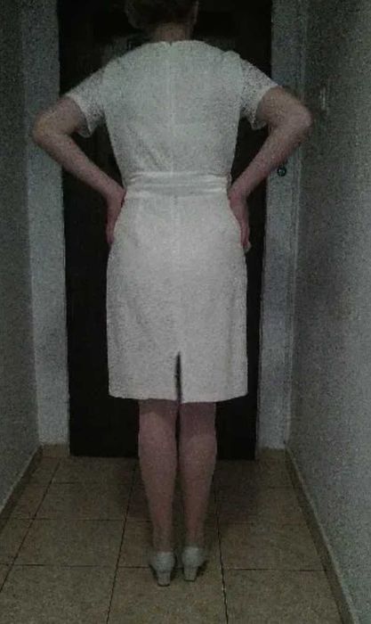 Rochie /mireasa/cuninie civila/ocazie  scurta dreapta