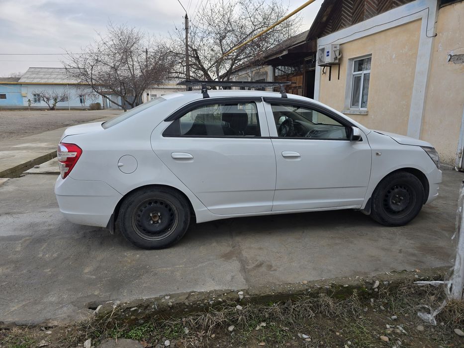 Продам автомобиль кобальт cobalt в среднем состоянии
