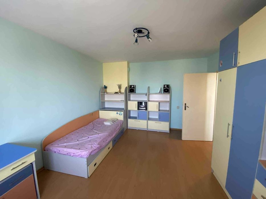 Дава се под наем Тристаен апартамент в Русе, Алеи Възраждане - 70 кв.м за 255 € - Снимка #4