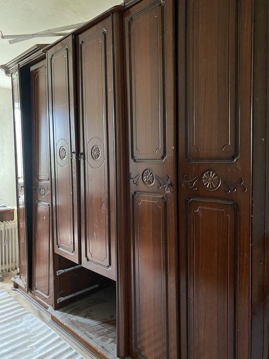 Спальный гарнитур