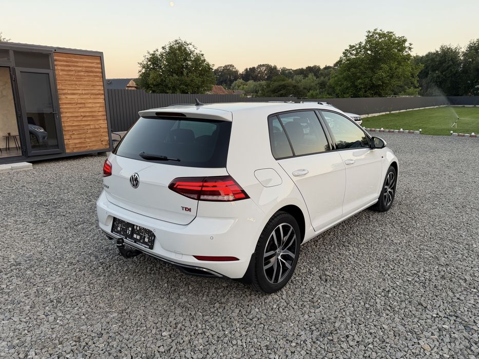 VOLKSWAGEN Golf 2018 — imagine 5