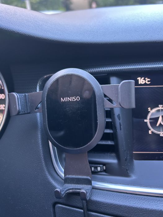 Vind suport auto cu incarcare wireless Miniso