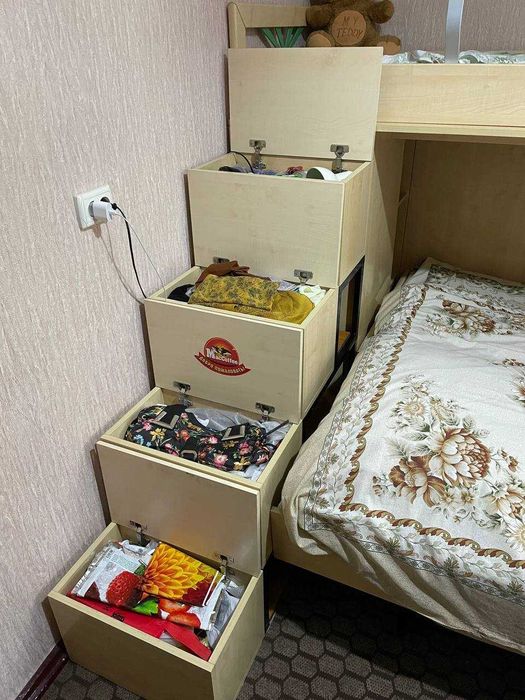 Продается встроенная мебель