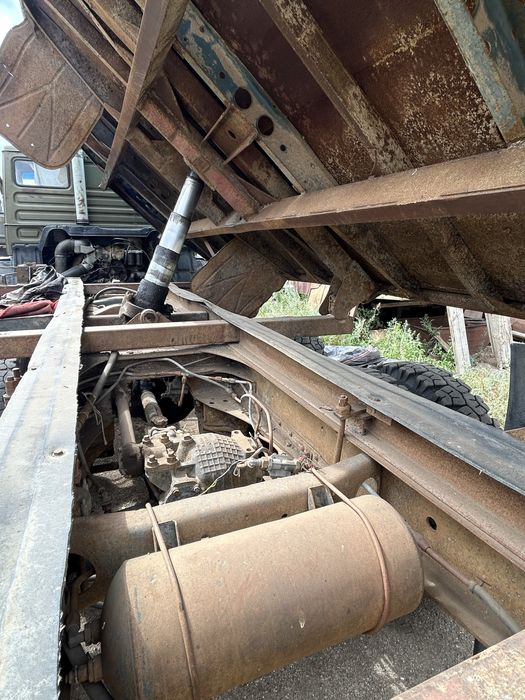 Продам камаз самосвал