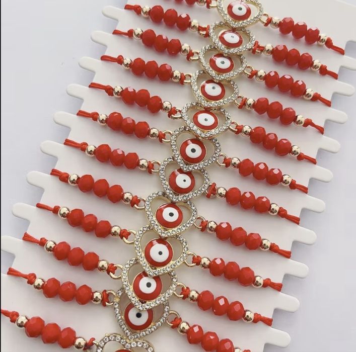 Martisoare 12 bratari+ saculeti cadou