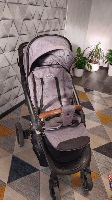 Продам детскую коляску