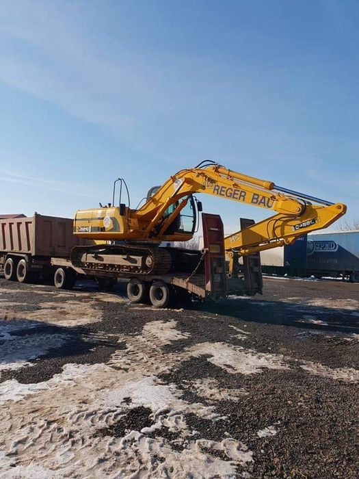 Soluții Complete de Demolare și Excavare