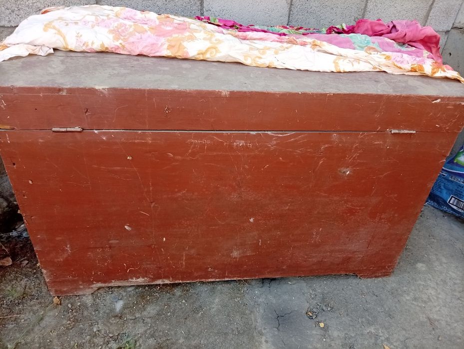 Sandiqlar bor sotiladi