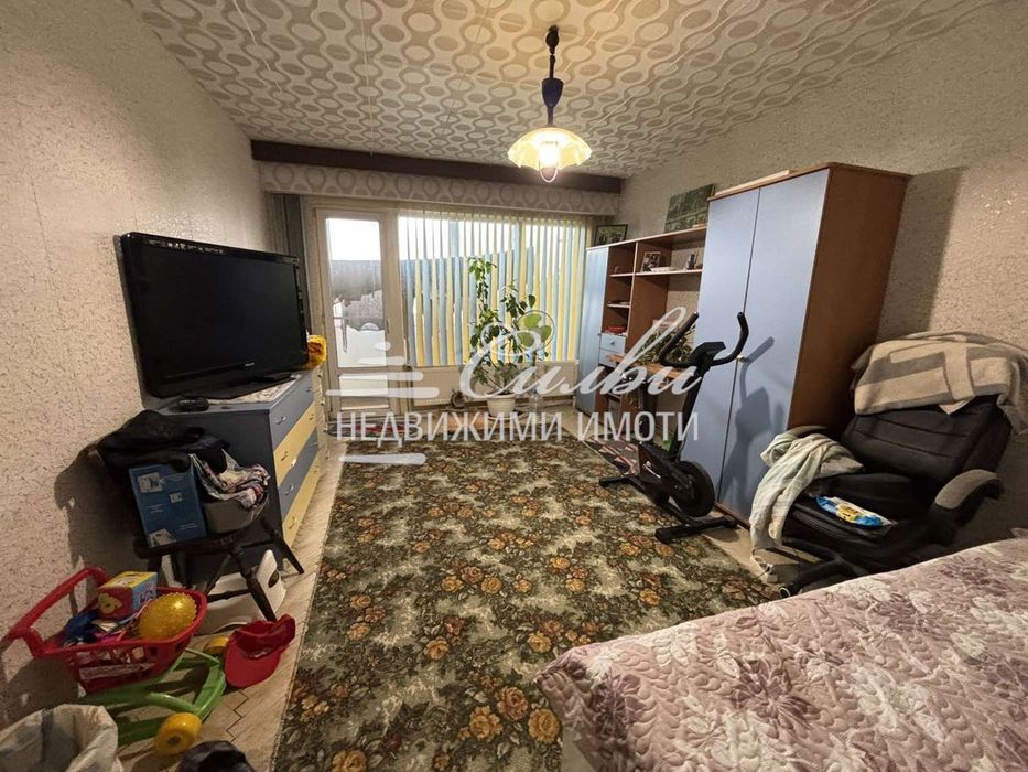 Тристаен ОБЗАВЕЕН апартамент - кв. Тракия