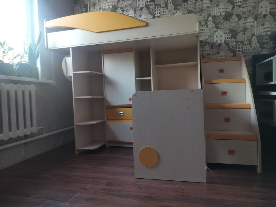 Продам кровать :)