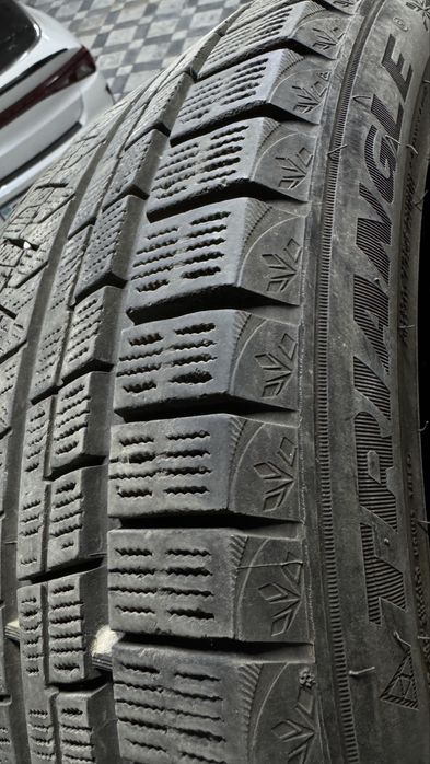 Продам зимние шины