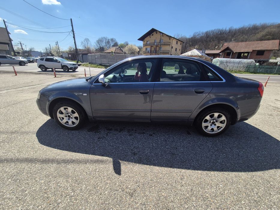 Audi A4 B6, 1.9 Tdi,131cp,5 trepte!