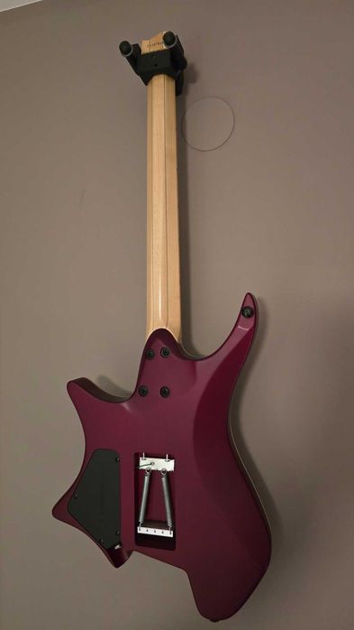 Продавам китара Strandberg Boden Standart NX 6 Tremolo Red