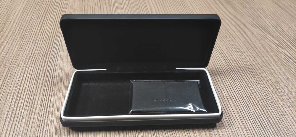 Очила GIVENCHY ... Мъжки