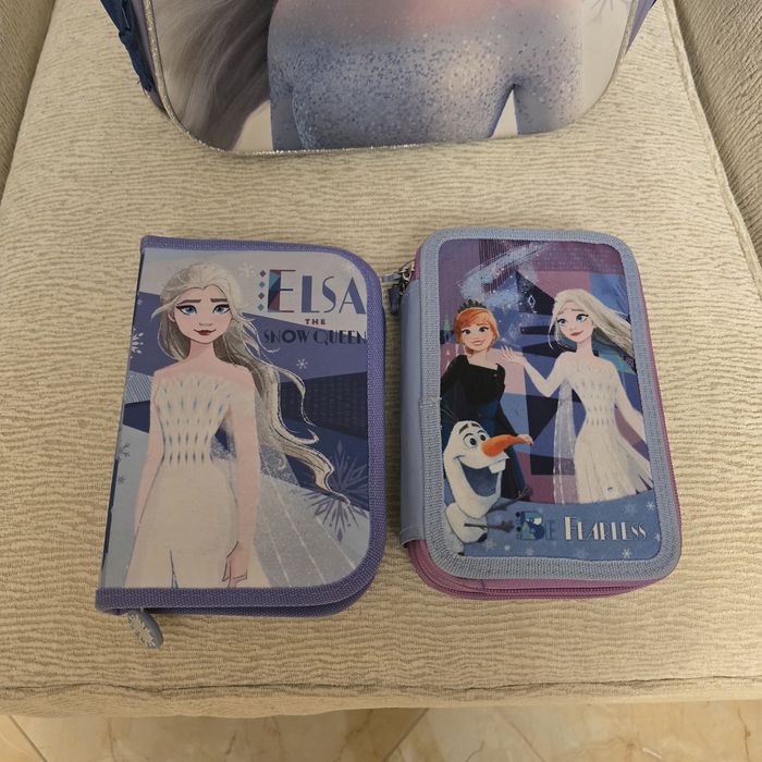 Ghiozdan ergonomic si 2 penare Elsa