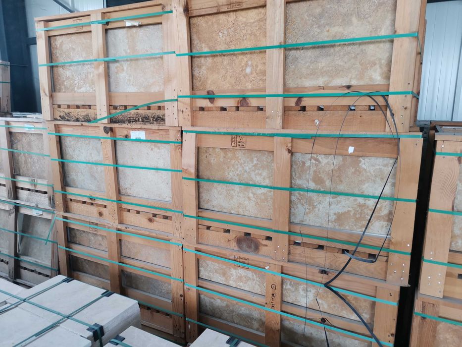 Травертин Мулти Колор Голд - 30 Евро кв.м. с ДДС