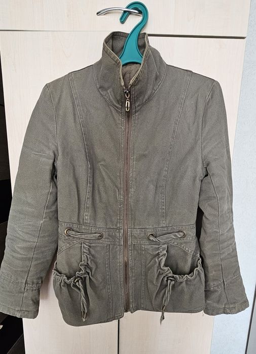 Димесезонное пальто и куртка