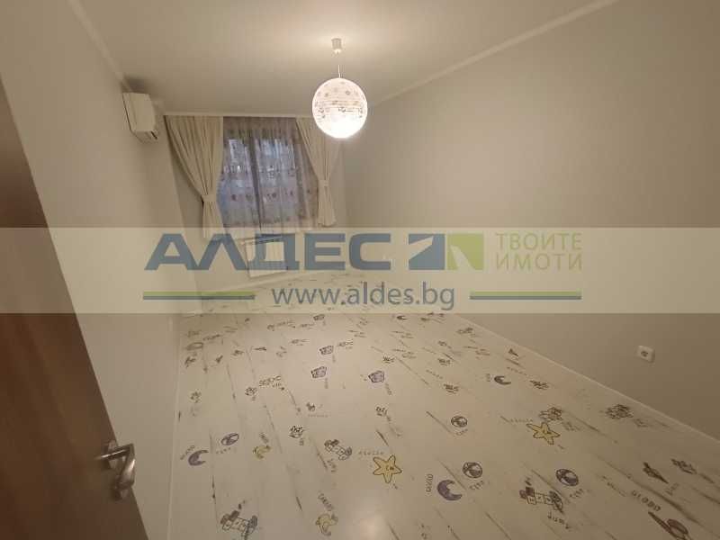 Дава се под наем Четиристаен апартамент в София, Младост 3 - 130 кв.м за 1275 € - Снимка #11