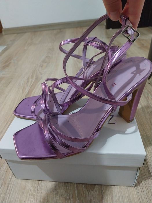 Дамски сандали  38 размер