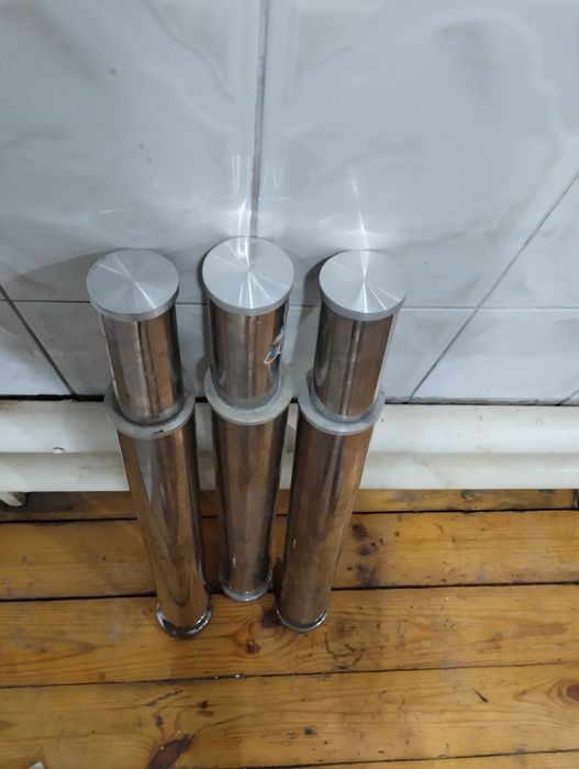 Кухонный стеклянный стол