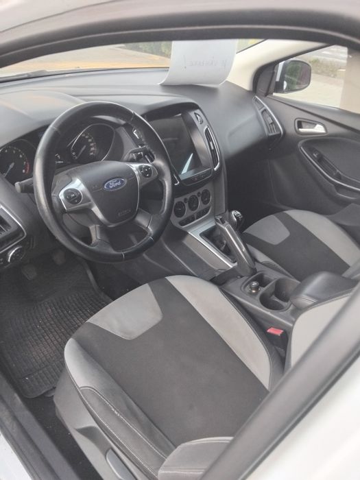 FORD Focus 2012 — imagine 4