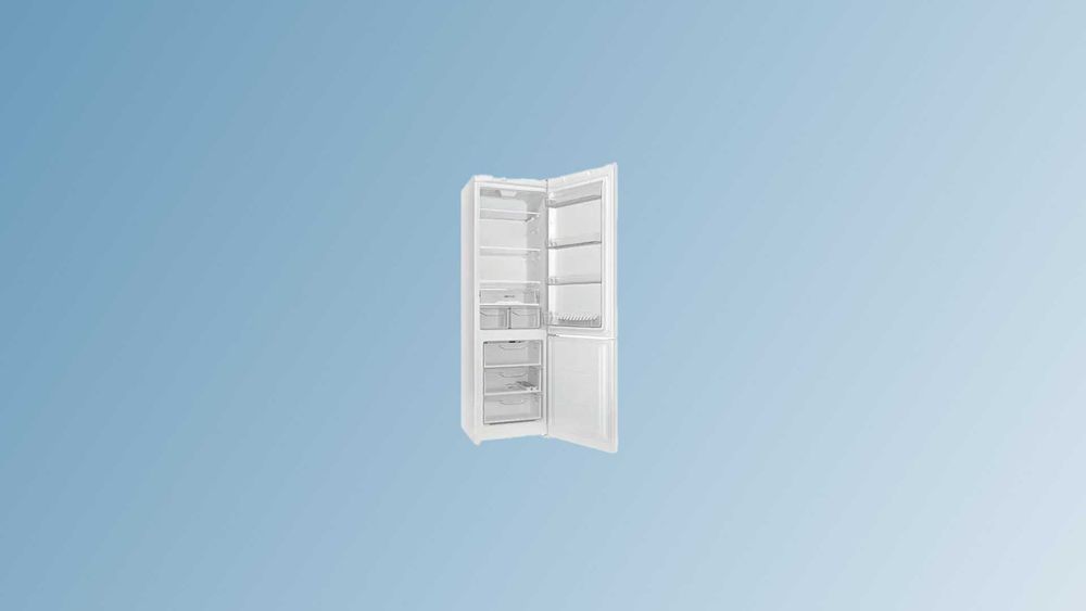 Холодильник INDESIT! Доставка по городу бесплатная!