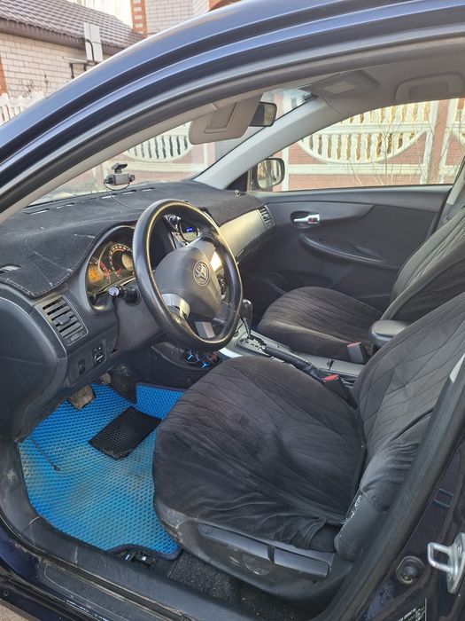 Продам Тойота королла 2011