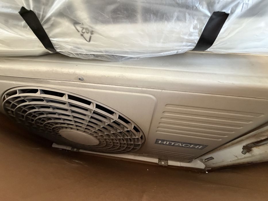Инверторен климатик Hitachi (RAC-D10EX3) - Отлично сьстояние