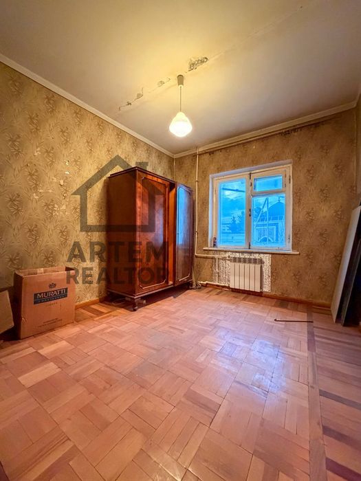 4/2/4 Буюк Ипак ийули,171 школа,78 м2,балкон 2*6,кирпич,без ремонта