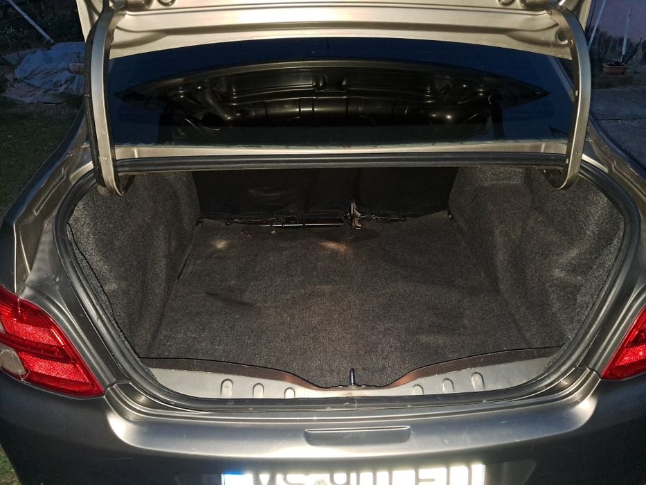 De vânzare Peugeot, benzină + GPL