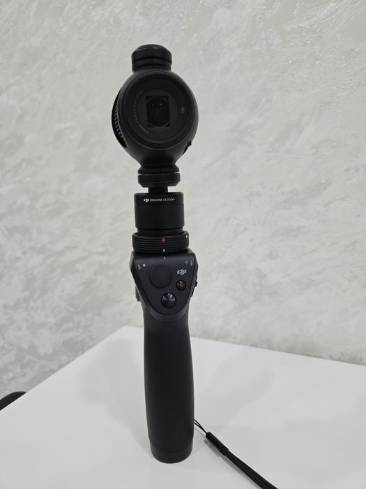Продам мобильный стедикам dji osmo +