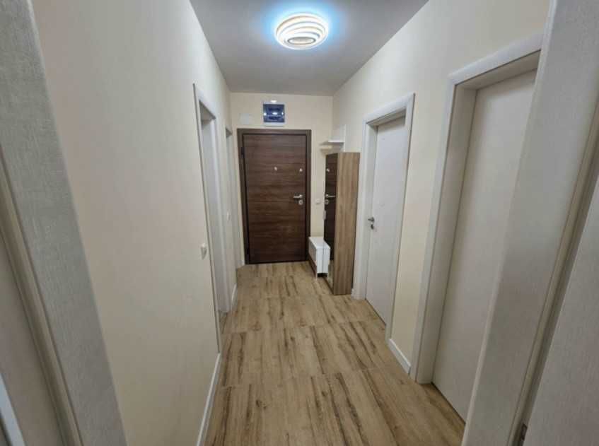 Тристаен апартамент под наем Студентски град