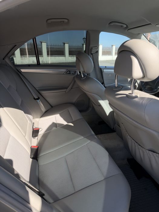 Vând/Schimb Mercede-Benz C-Class w203