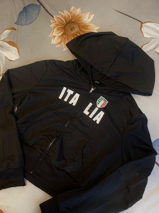 Hanorac cu talie scurta