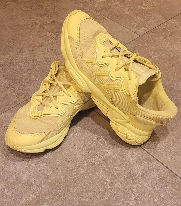 Adidas ozweego neon yellow