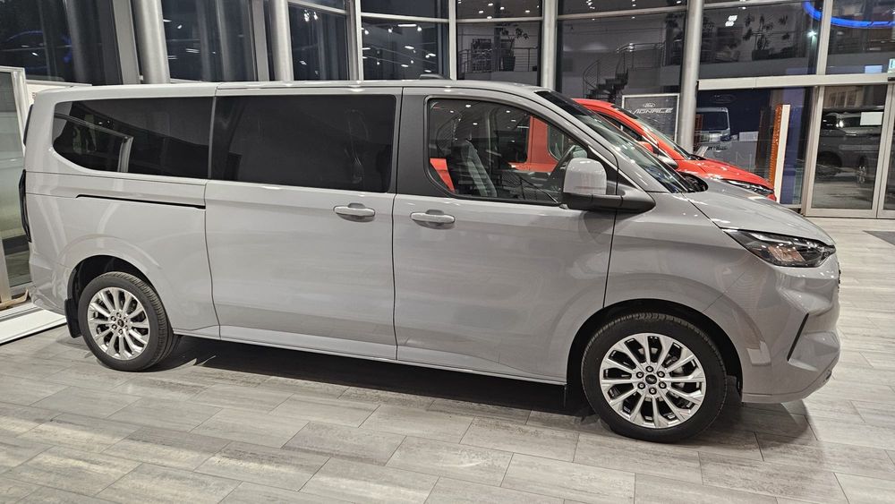 Inchirieri auto Rent A Car masini premium preluare aeroport