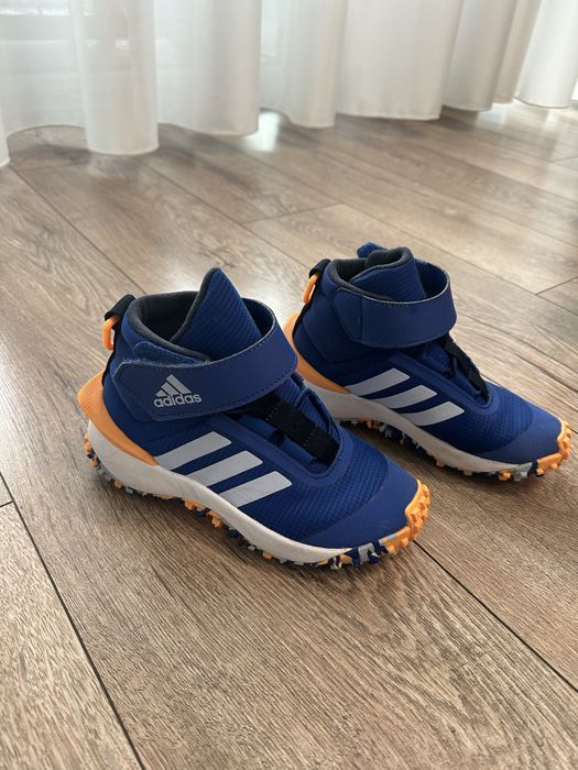 Детски боти Адидас