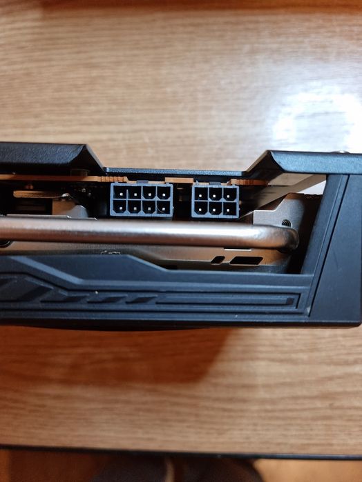 Sapphire rx 5700xt  pulse