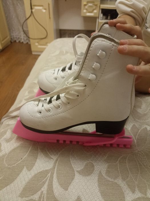 Коньки фигурные детские