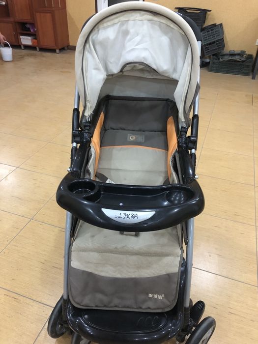 Детская коляска.