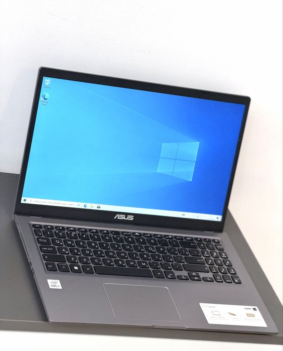 Продам новый ноутбук asus в коробке в полном комплекте