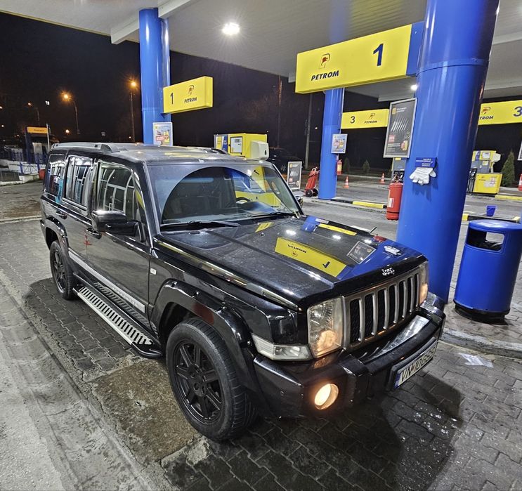Vând Jeep Commander 3.0 D V6 218 hp