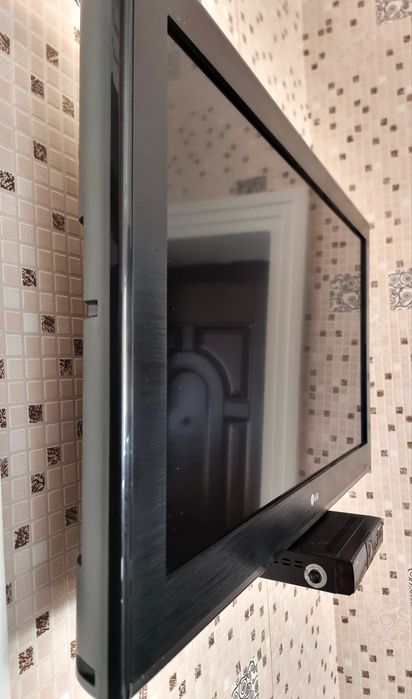 Телевизор сотилади. LCD .made in Корея