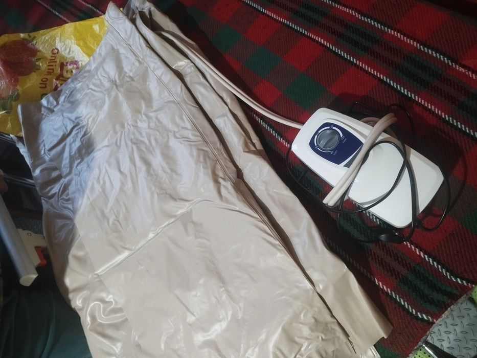 Механично болнично легло