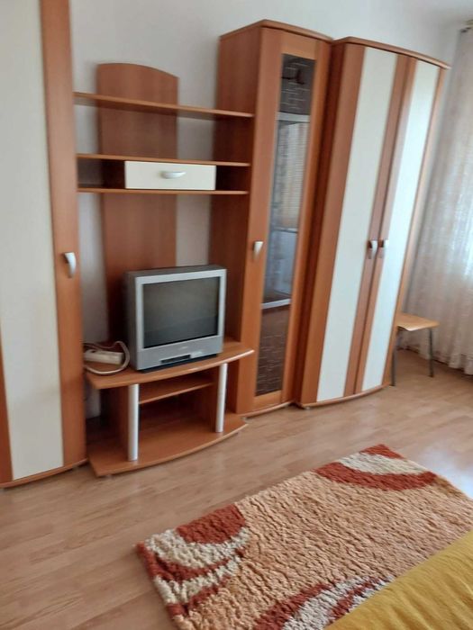 Garsoniera de inchiriat, 37 mp  zona Gai (fabrica de Zahar) Arad
