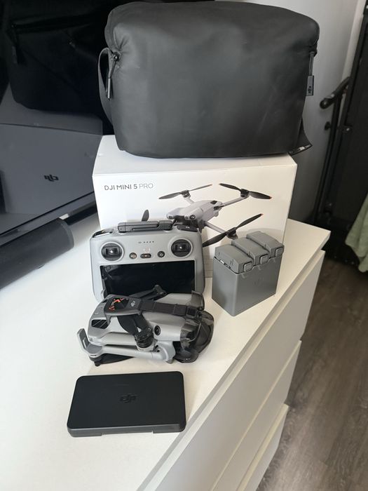 Продам dji mini 5 pro fly more combo plus (rc2)
