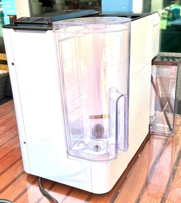 Espressor automat Siemens 1500 W, ca nou, presiune pompa 15 bari